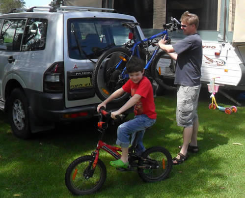 bike rack for rear mounted spare wheel